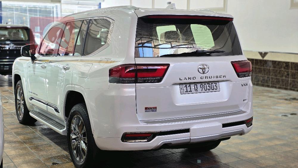 تويوتا لاندكروزر